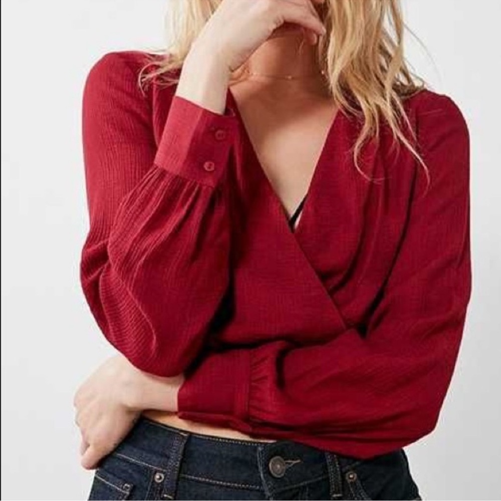 Silence + Noise Urban Ourfitters Top Women's Size XS Maroon Red Wrap Crop - Picture 1 of 14